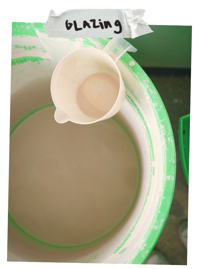 Glazing Bucket Picture